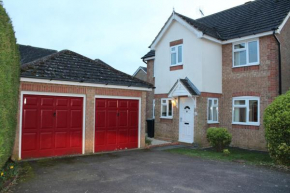Norfolk House - a 5 bed home from home